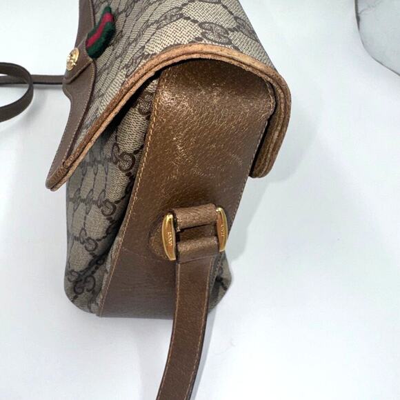 Gucci Vintage GG Monogram Supreme Sherry Line Flap Adjustable Crossbody Bag - Picture 8 of 16